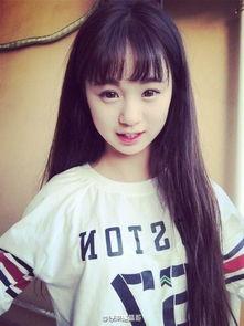 快手美女网红吃瓜视频下载,揭秘娱乐圈幕后故事