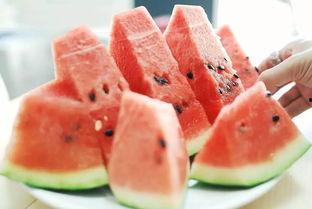 揭阳西湖吃瓜事件视频播放,视频曝光引发网友热议